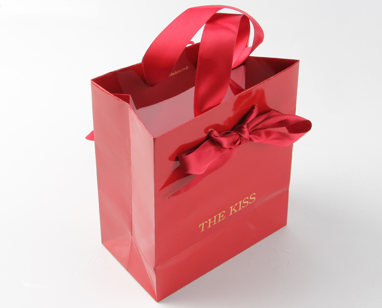 高檔禮品袋廠統(tǒng)計01年以來，絲印技術(shù)的起伏市場